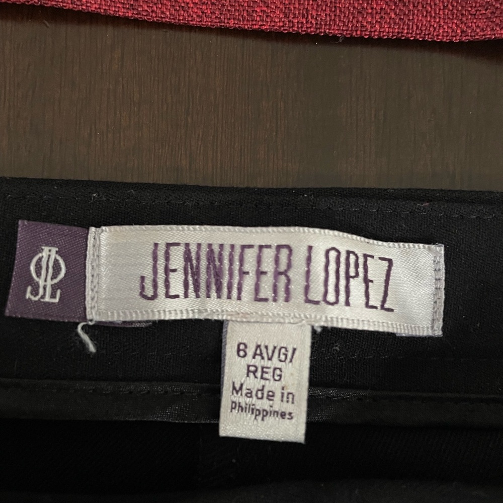 Jennifer Lopez pants - Picture 7 of 10
